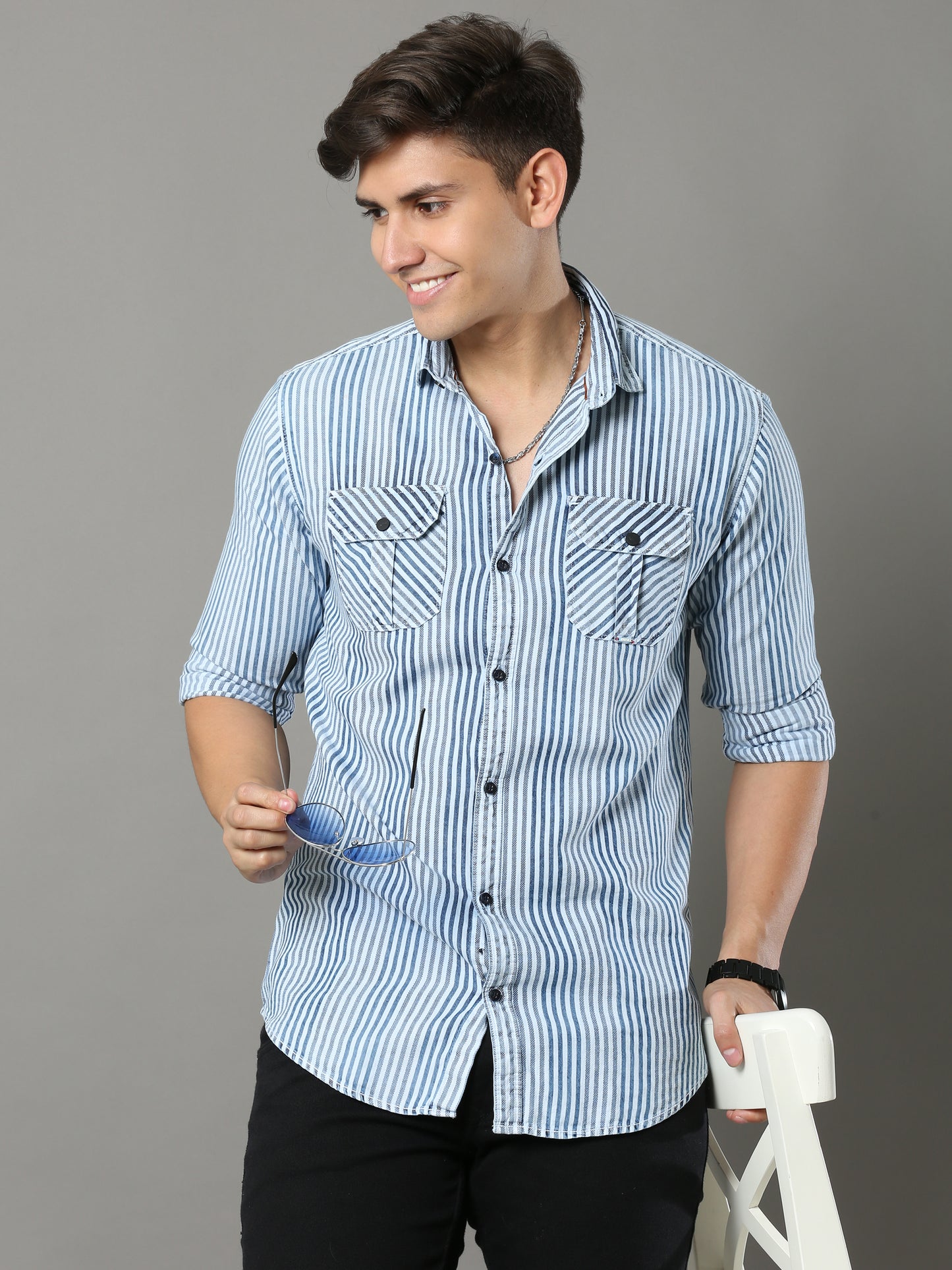 Monte Cargo White/Blue Shirt A2268A