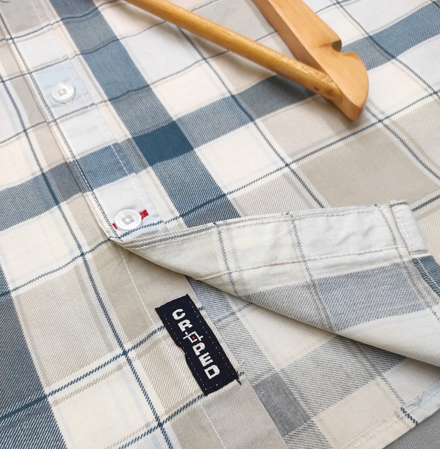 Croped Full Sleeves Checks Shirt